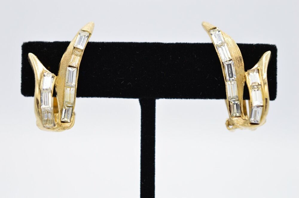 Pell Vintage Crystal Clip On Earrings Baguette Rhinestone Gold Signed AS IS BinC